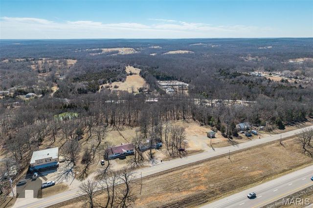 22818 Spruce Road, Waynesville, MO 65583