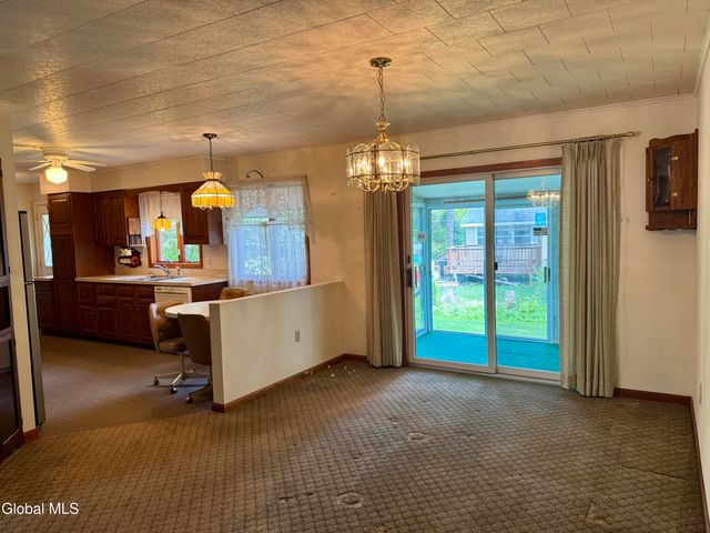 24 Links Avenue, Hadley, NY 12835