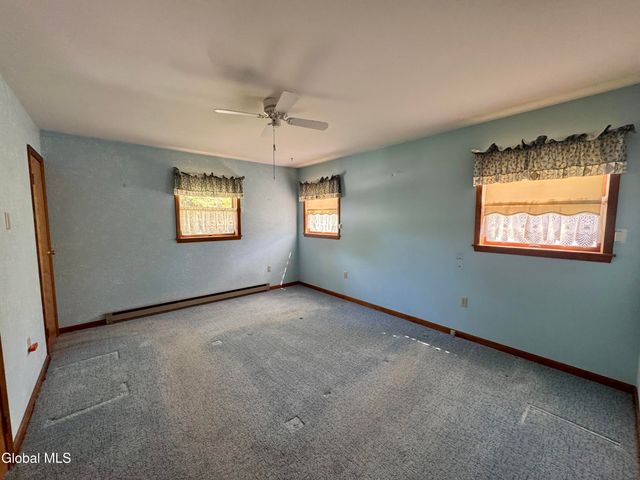 24 Links Avenue, Hadley, NY 12835