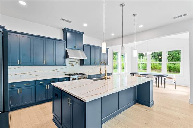 1914 Harken Grove, Marietta, GA 30064
