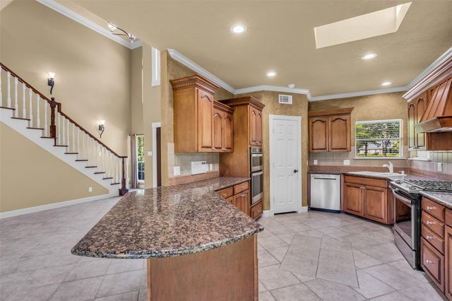 29015 Commons Oaks Drive, Huffman, TX 77336