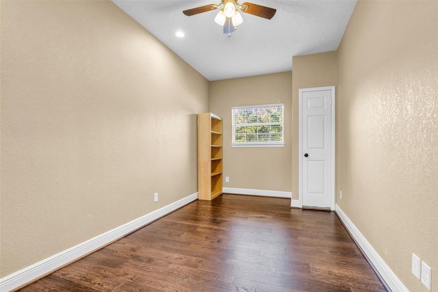 29015 Commons Oaks Drive, Huffman, TX 77336