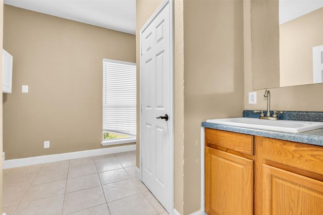 29015 Commons Oaks Drive, Huffman, TX 77336