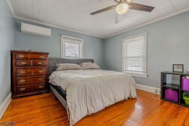 134 Stanton St, Rahway City, NJ 07065