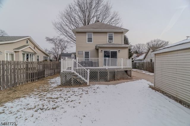 134 Stanton St, Rahway City, NJ 07065