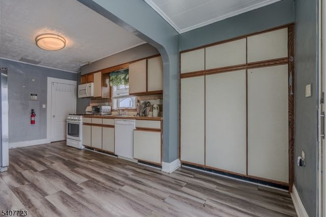 134 Stanton St, Rahway City, NJ 07065