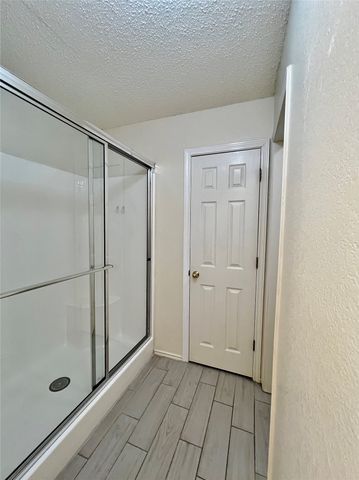 609 Blueberry Hill Lane, Mansfield, TX 76063