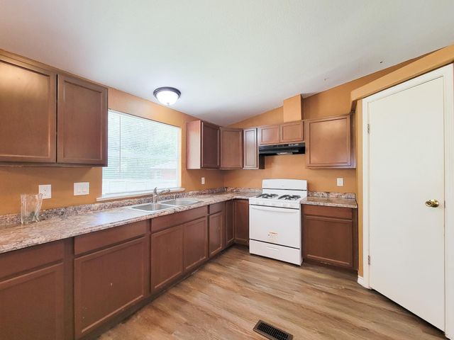 20284 Forest Woods Lane, Montgomery, TX 77356