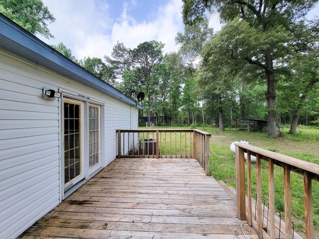 20284 Forest Woods Lane, Montgomery, TX 77356
