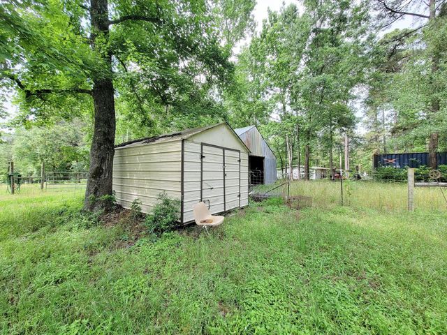 20284 Forest Woods Lane, Montgomery, TX 77356