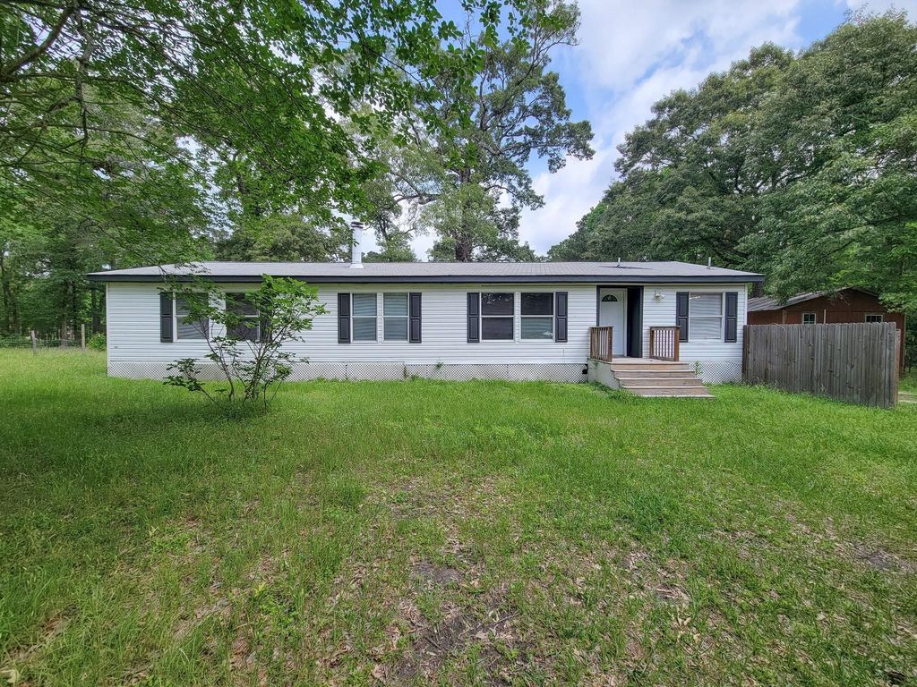 20284 Forest Woods Lane, Montgomery, TX 77356