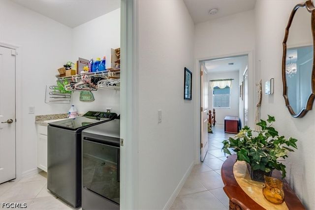 3335 Menores WAY, Fort Myers, FL 33905