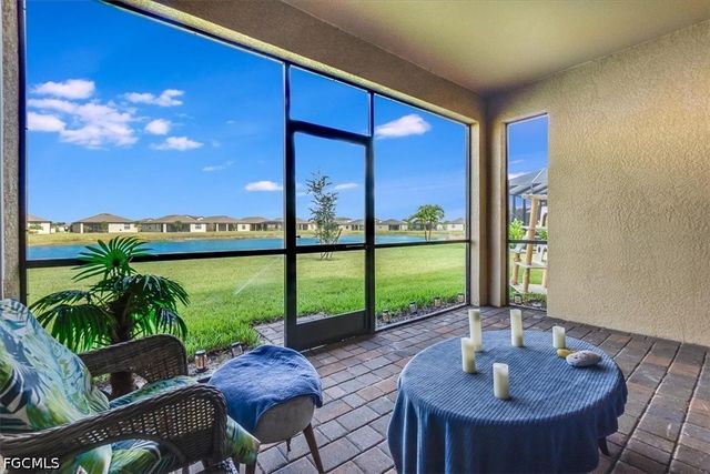 3335 Menores WAY, Fort Myers, FL 33905