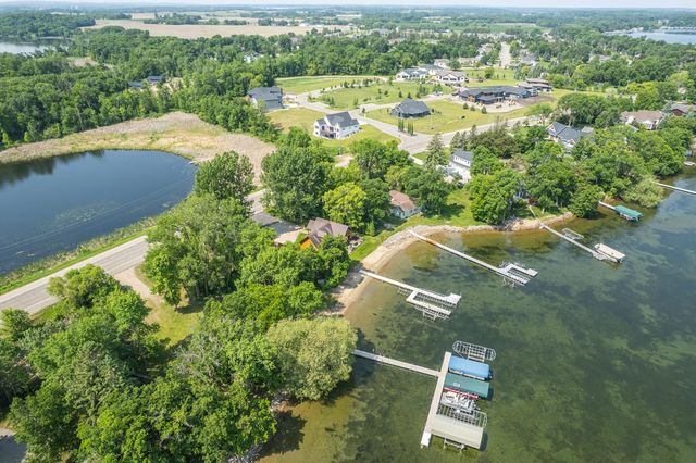 118 Altavista Drive, Detroit Lakes, MN 56501