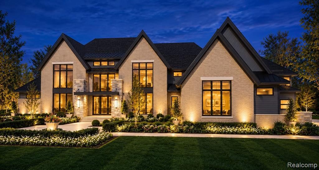 556 Barrington Court, Bloomfield Hills, MI 48304