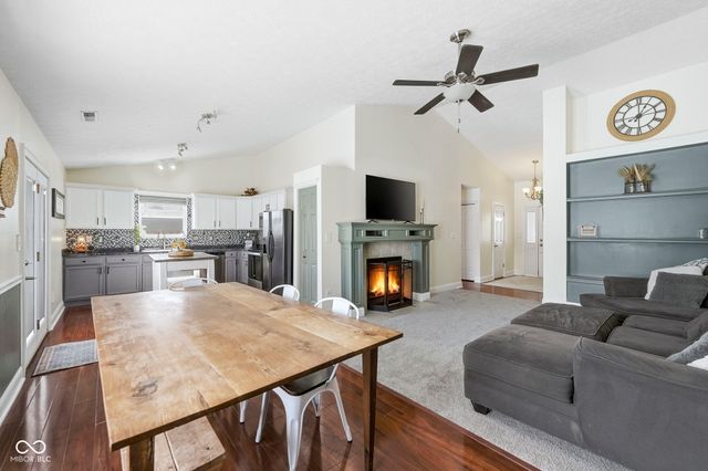 759 Hollowood Lane, Avon, IN 46123