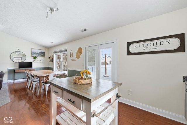 759 Hollowood Lane, Avon, IN 46123