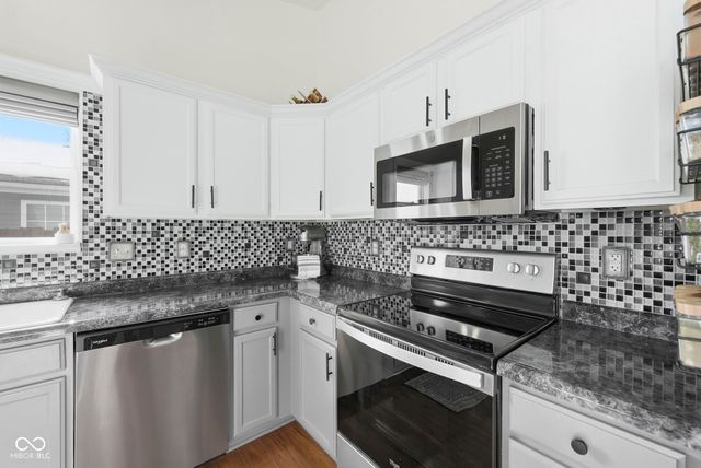 759 Hollowood Lane, Avon, IN 46123