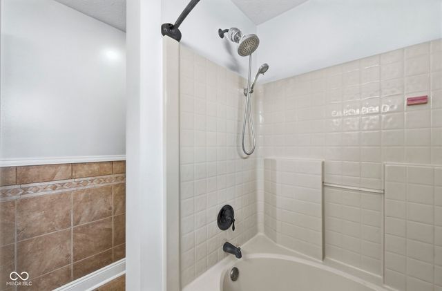 759 Hollowood Lane, Avon, IN 46123