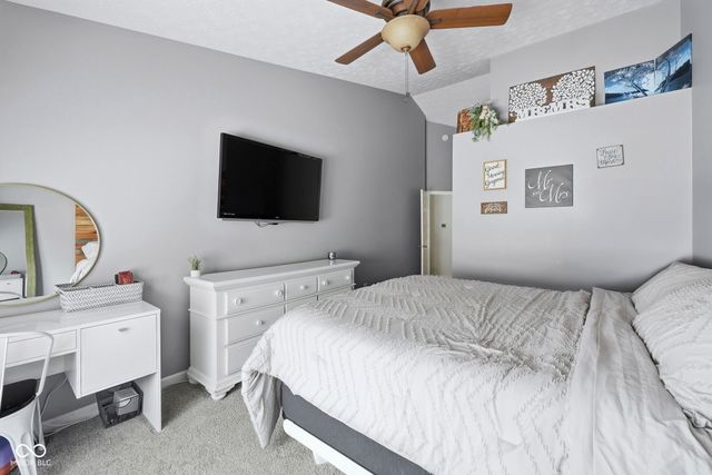 759 Hollowood Lane, Avon, IN 46123