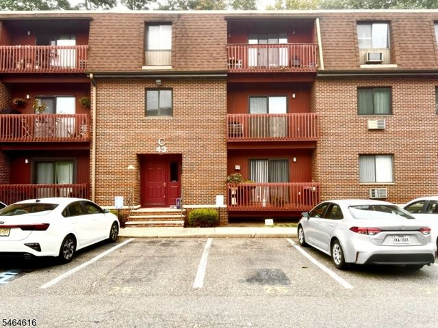666 Mill St 8, Belleville Twp., NJ 07109