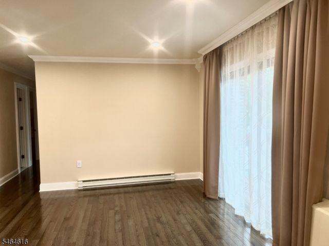 666 Mill St 8, Belleville Twp., NJ 07109