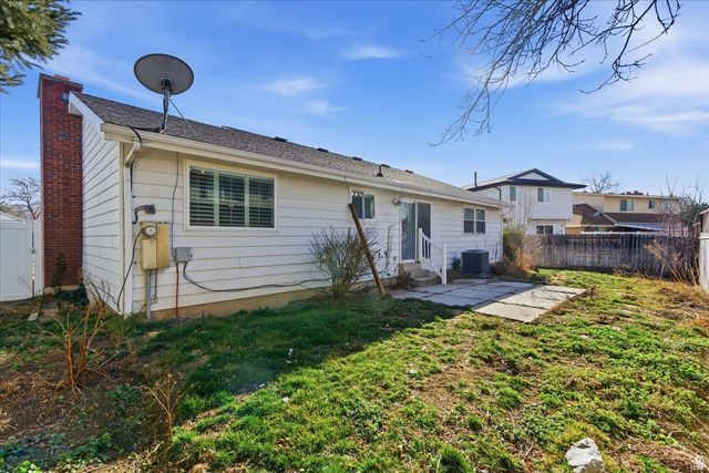 1411 E VINTRY LN, Murray, UT 84121