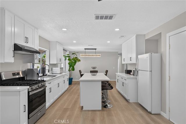 37828 Kingsly Court, Palmdale, CA 93552