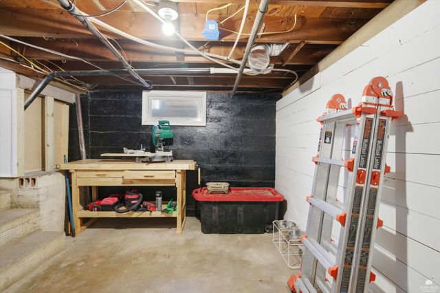 320 W Walnut Street, Junction City, KS 66441