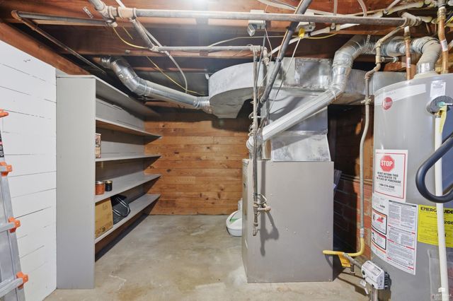 320 W Walnut Street, Junction City, KS 66441