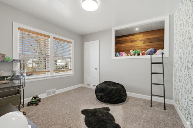 320 W Walnut Street, Junction City, KS 66441