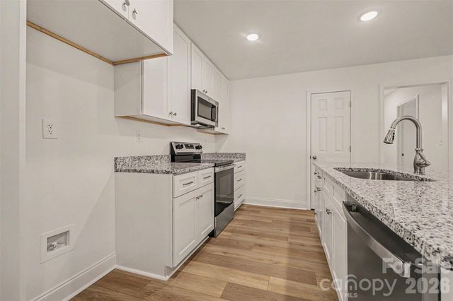 160 Parris Road, Blacksburg, SC 29702