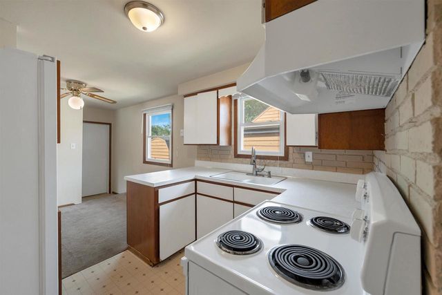 1104 SUYDAM STREET, Green Bay, WI 54301