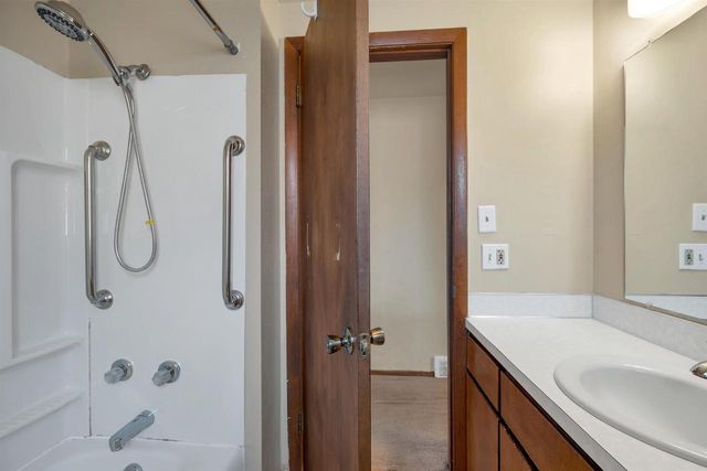 1104 SUYDAM STREET, Green Bay, WI 54301