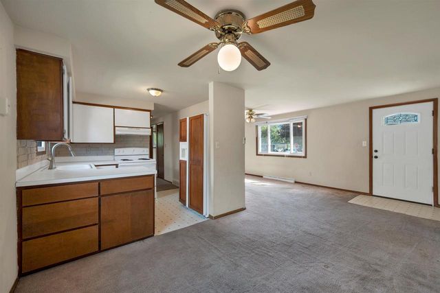 1104 SUYDAM STREET, Green Bay, WI 54301
