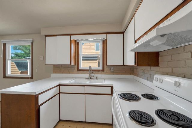 1104 SUYDAM STREET, Green Bay, WI 54301