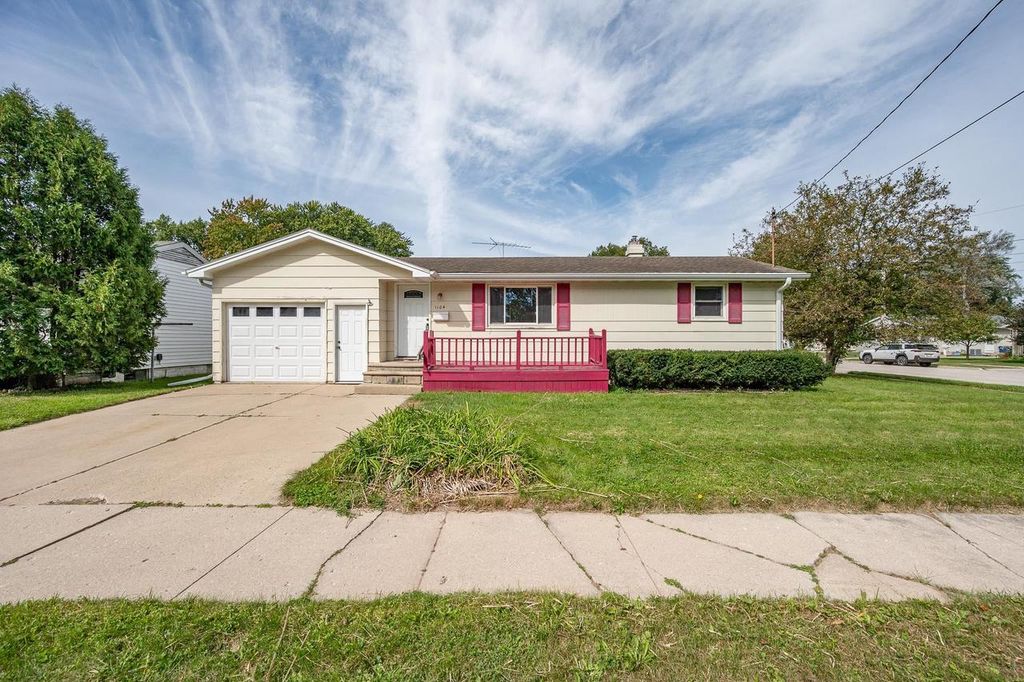 1104 SUYDAM STREET, Green Bay, WI 54301