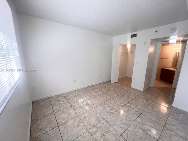 17602 NW 25th Ave 305, Miami Gardens, FL 33056