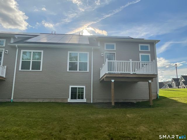 73 Shea Circle, Cheshire, CT 06410