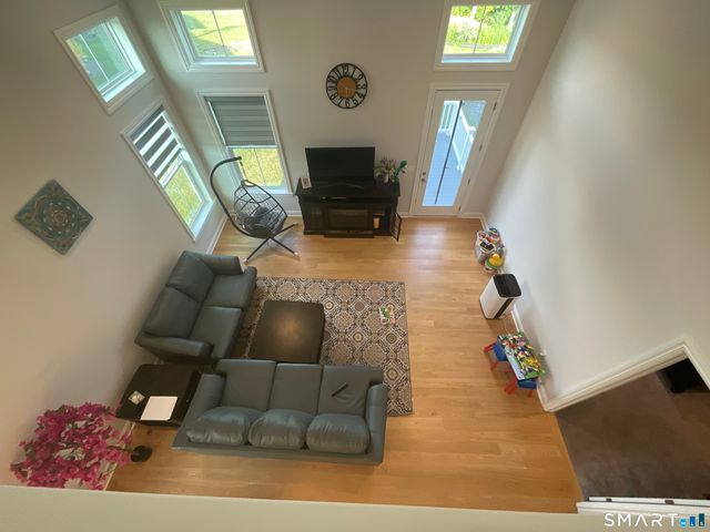 73 Shea Circle, Cheshire, CT 06410