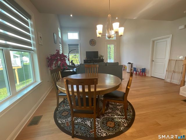 73 Shea Circle, Cheshire, CT 06410