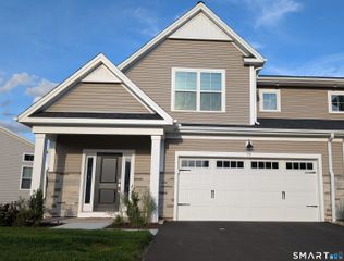 73 Shea Circle, Cheshire, CT 06410