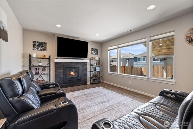 3626 84th Avenue NE, Marysville, WA 98270