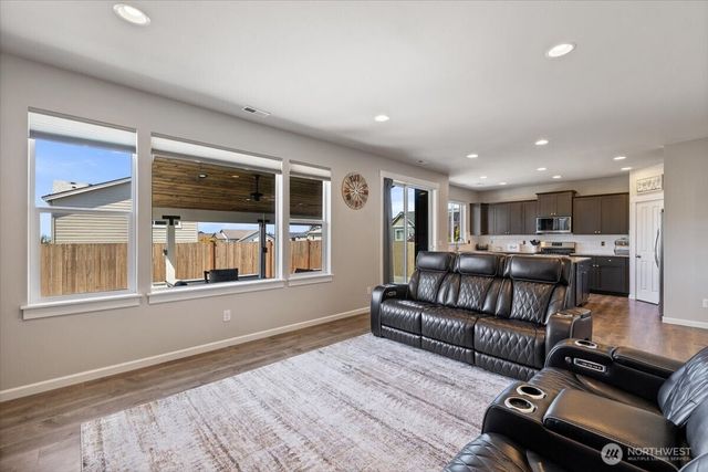 3626 84th Avenue NE, Marysville, WA 98270
