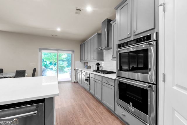 1099 Hibiscus Way SW, Mableton, GA 30126