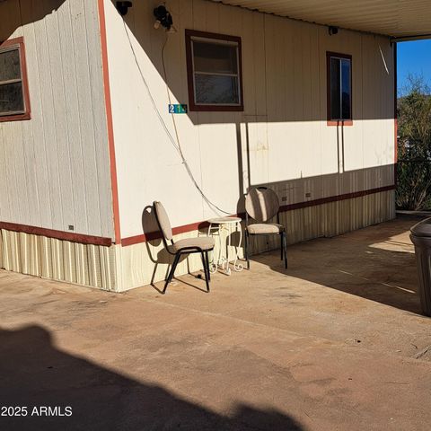 214 E MARY LOU Court, Queen Valley, AZ 85118