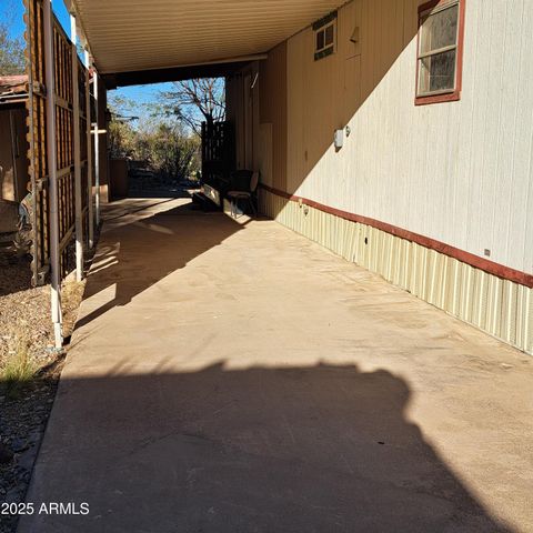 214 E MARY LOU Court, Queen Valley, AZ 85118