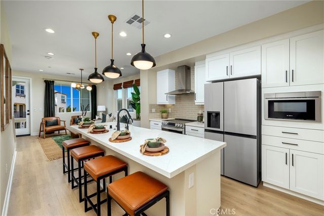 1322 Cantada Court, El Cajon, CA 92019