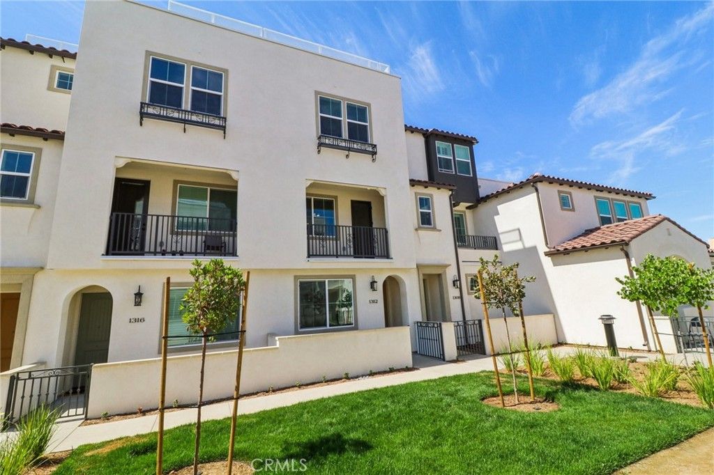 1322 Cantada Court, El Cajon, CA 92019