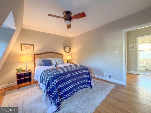 2120 N BRANDYWINE ST, Arlington, VA 22207